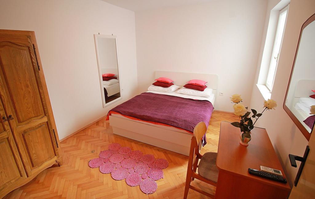 Apartments Luna Makarska Exteriör bild